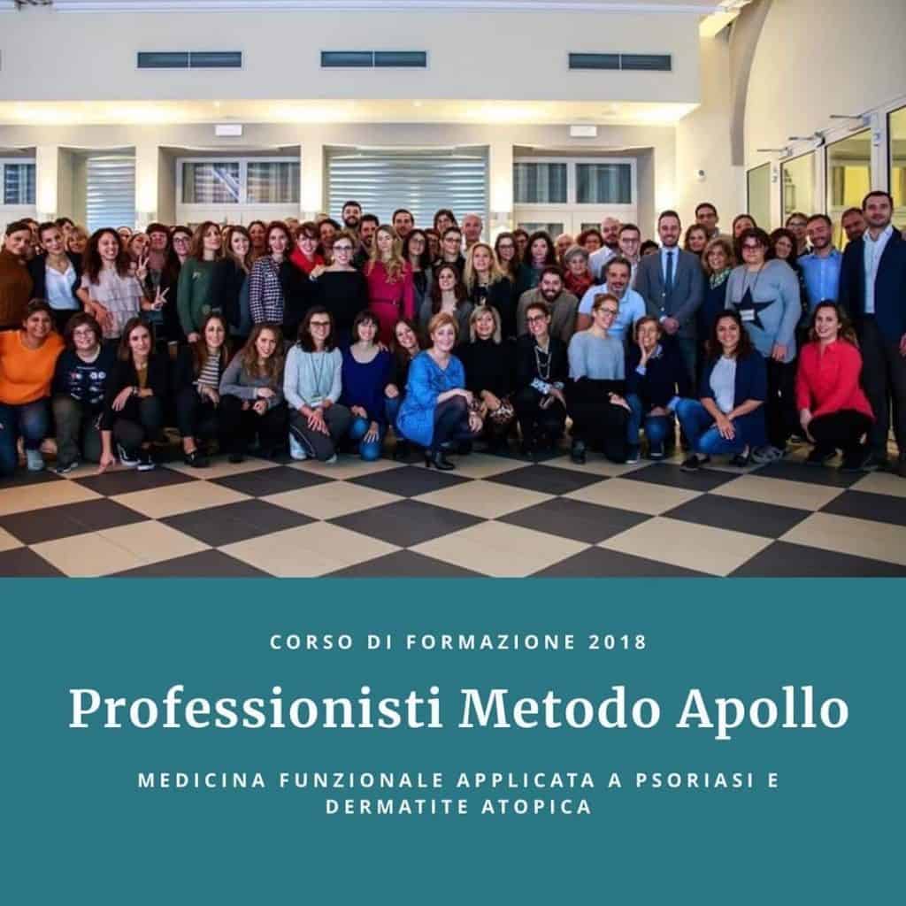 Chiara Gelli in una foto di gruppo al termine del corso di formazione del Metodo Apollo